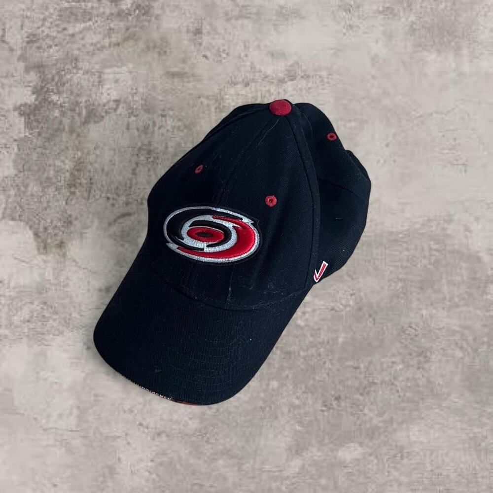 NHL Zephyr North South Carolina Hurricanes Hat Red Black Velcro Cap One Size